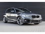 BMW 1-Serie 118i High Executive / PANO / CARPLAY / STOELVERWARMING