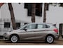 BMW 2-Serie Active Tourer 220i |Driving Assistant Plus |PDC |Stuurwielverwarming |Head-Up