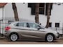 BMW 2-Serie Active Tourer 220i |Driving Assistant Plus |PDC |Stuurwielverwarming |Head-Up