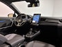 Renault Captur 145PK E-Tech Full Hybrid Techno Automaat | Digital Cockpit | Armsteun | 9,3" Navi | Camera | Apple CarPlay/Android Auto | Cruise Control | Lichtmetalen Velgen | Privacy Glass |