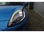 Ford Puma 1.0-155pk EcoBoost Hybrid ST-Line X. Erg mooi, nette, luxe en sportieve Ford Puma ! Autm. airco, stoel-, stuur- en voorraamverw., camera, elektr. achterkl., trekhaak+afneemb. kogel, B&O soundsyst., lane- en side assist, adapt. cruise cntrl, LED verl. etc.