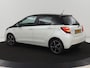 Toyota Yaris 1.5 Hybrid Dynamic Bi-Tone | Automaat | Camera | Sportonderstel | Cruise Control | Keyless entry | Navigatie | LMV 16