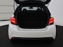 Toyota Yaris 1.5 Hybrid Dynamic Bi-Tone | Automaat | Camera | Sportonderstel | Cruise Control | Keyless entry | Navigatie | LMV 16