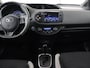 Toyota Yaris 1.5 Hybrid Dynamic Bi-Tone | Automaat | Camera | Sportonderstel | Cruise Control | Keyless entry | Navigatie | LMV 16