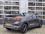 Volkswagen T-Roc Cabrio 1.5 TSI R-Line | Navigatie/Android/Apple Carplay | LM Velgen 17" | Voorstoelen/Stuurwiel Verwarmd | Cruise Control | Achteruitrijcamera | Airco |