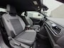 Volkswagen T-Roc Cabrio 1.5 TSI R-Line | Navigatie/Android/Apple Carplay | LM Velgen 17" | Voorstoelen/Stuurwiel Verwarmd | Cruise Control | Achteruitrijcamera | Airco |