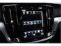 Volvo V60 2.0 B3 Momentum Advantage Trekhaak/ Navigatie/ Carplay/ Pdc/ Cruise control/ Dab/ 17" Lmv