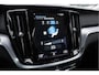 Volvo V60 2.0 B3 Momentum Advantage Trekhaak/ Navigatie/ Carplay/ Pdc/ Cruise control/ Dab/ 17" Lmv