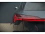 Audi E-tron 50 quattro Business edition Plus 71 kWh | Black Edition | Panoramadak | Memory Seats | Luchtvering | Adaptive Cruise Control | Keyless | Matrix LED | Leder | Stoelverwarming | NAP |