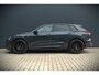 Audi E-tron 50 quattro Business edition Plus 71 kWh | Black Edition | Panoramadak | Memory Seats | Luchtvering | Adaptive Cruise Control | Keyless | Matrix LED | Leder | Stoelverwarming | NAP |