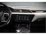 Audi E-tron 50 quattro Business edition Plus 71 kWh | Black Edition | Panoramadak | Memory Seats | Luchtvering | Adaptive Cruise Control | Keyless | Matrix LED | Leder | Stoelverwarming | NAP |