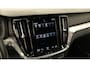 Volvo V60 2.0 B3 Momentum Advantage LEER TREKHAAK STUUR?STOELVERWARMING NAVI CARPLAY.