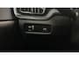 Volvo V60 2.0 B3 Momentum Advantage LEER TREKHAAK STUUR?STOELVERWARMING NAVI CARPLAY.