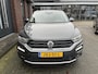 Volkswagen T-Roc 1.5 TSI Style ADAPTIVE CRUISE CONTROL | CAMERA | TREKHAAK | LED | APPLE/ANDROID CARPLAY