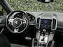 Porsche Cayenne 4.8 GTS, LEDER, ALCANTARA, SPORTUITLAAT, BI-XENON, CLIMATE CONTROL, STOELVERWARMING, CAMERA, LICHTMETAAL 20"