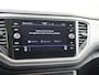 Volkswagen T-Roc 1.5 TSI Style | Trekhaak | Achteruitrijcamera | Parkeersensoren | Adaptieve cruise control | CarPlay | Navigatie | Draadloze telefoonlader |