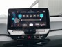 Volkswagen ID.3 First 58 kWh / Navigatie / Parkeersensoren V+A /  App connect / Lichtmetaal 18 inch /