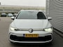 Volkswagen Golf Variant 1.5 eTSI R-Line Business+ / Panoramadak / Navigatie / Camera / Parkeersensoren V+A / App connect / Head-up / 18''LMV