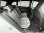 Volkswagen Golf Variant 1.5 eTSI R-Line Business+ / Panoramadak / Navigatie / Camera / Parkeersensoren V+A / App connect / Head-up / 18''LMV