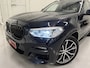 BMW X3 xDrive30e M-Sport PANO/20"/SFEER/CARPLAY/CAMERA/LIVE-COCKPIT/EL.A.KLEP/SHADOW-LINE/DONKERE-HEMEL/CARBONSCHWARZ/VOLLEDIG BMW DEALER HISTORIE