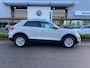 Volkswagen T-Roc 1.0 TSI 110PK Life / App. connect / DAB+ / LED / Parkeersensoren V+A / 16" LMV