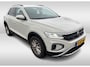 Volkswagen T-Roc 1.0 TSI 110PK Life / Climate control / App. connect / DAB+ / LED / Parkeersensoren V+A / 16" LMV