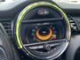 MINI John Cooper Works Mini 2.0 Chili / NL Auto / 231 PK / JCW-sportuitlaat / Panorama-Dak / Full LED-verlichting / Sportstoelen / Harman Kardon-Audio / Head-up Display / Stoelverwarming / Carbon-Package / Adaptive-Cruise / Schakelflippers / Achteruitrij-Camera / Parkeersensoren / ENZ.