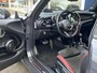 MINI John Cooper Works Mini 2.0 Chili / NL Auto / 231 PK / JCW-sportuitlaat / Panorama-Dak / Full LED-verlichting / Sportstoelen / Harman Kardon-Audio / Head-up Display / Stoelverwarming / Carbon-Package / Adaptive-Cruise / Schakelflippers / Achteruitrij-Camera / Parkeersensoren / ENZ.