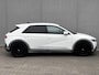 Hyundai Ioniq 5 Lounge 73kWh / Fabrieksgarantie tot 10-2026 / Accu SoH 100 % / Dealer onderhouden / WLTP 451 km / 1.600 kg / Warmtepomp / Navigatie/ HUD / Camera 360° / Stuur-, stoel- & achterbankverwarming / BOSE /Leder / Apple Carplay Android / 20" LM wielen /