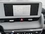 Hyundai Ioniq 5 Lounge 73kWh / Fabrieksgarantie tot 10-2026 / Accu SoH 100 % / Dealer onderhouden / WLTP 451 km / 1.600 kg / Warmtepomp / Navigatie/ HUD / Camera 360° / Stuur-, stoel- & achterbankverwarming / BOSE /Leder / Apple Carplay Android / 20" LM wielen /