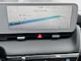 Hyundai Ioniq 5 Lounge 73kWh / Fabrieksgarantie tot 10-2026 / Accu SoH 100 % / Dealer onderhouden / WLTP 451 km / 1.600 kg / Warmtepomp / Navigatie/ HUD / Camera 360° / Stuur-, stoel- & achterbankverwarming / BOSE /Leder / Apple Carplay Android / 20" LM wielen /