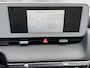 Hyundai Ioniq 5 Lounge 73kWh / Fabrieksgarantie tot 10-2026 / Accu SoH 100 % / Dealer onderhouden / WLTP 451 km / 1.600 kg / Warmtepomp / Navigatie/ HUD / Camera 360° / Stuur-, stoel- & achterbankverwarming / BOSE /Leder / Apple Carplay Android / 20" LM wielen /