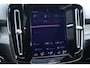 Volvo XC40 1.5 T5 Recharge R-Design | Trekhaak | Panoramisch Schuif-/kanteldak | Adaptieve Cruise Control | Camera | Keyless | Parkeersensoren | Leer | Stuur/Stoelverwarming | Carplay | Getint Glas |