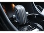 Volvo XC40 1.5 T5 Recharge R-Design | Trekhaak | Panoramisch Schuif-/kanteldak | Adaptieve Cruise Control | Camera | Keyless | Parkeersensoren | Leer | Stuur/Stoelverwarming | Carplay | Getint Glas |