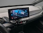 Volkswagen ID.3 Pro 204pk Automaat Warmtepomp, Adaptive cruise control, Navigatie, Stuurwiel verwarmd, Parkeersensoren, Stoelverwarming, LED koplampen, App connect
