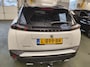 Peugeot 2008 1.2 PureTech GT Pack | Achterbank in delen neerklapbaar | Achteruitrijcamera | Airco (automatisch)