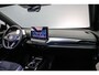 Volkswagen ID.4 Pro Business 286pk Automaat Adaptive cruise control, Elektrische achterklep, LED matrix koplampen, Achteruitrijcamera, Stuurwiel verwarmd, App connect