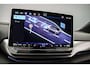Volkswagen ID.4 Pro Business 286pk Automaat Adaptive cruise control, Elektrische achterklep, LED matrix koplampen, Achteruitrijcamera, Stuurwiel verwarmd, App connect
