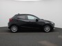 Mazda 2 1.5 Skyactiv-G Luxury | Head-up Display | Stuur + Stoelverwarming | Achteruitrijcamera | Cruise Control | Lane Assist |
