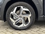Hyundai Tucson 1.6 T-GDI PHEV Premium 4WD Lederen bekleding | Stoel- en stuurverwarming | 4WD | Navigatiesysteem | Climate Control | Adaptieve Cruise Control | Plug Inn hybride | Full options | Resterende fabrieksgarantie