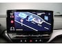 Volkswagen ID.5 Pro 174pk Automaat Adaptive cruise control, Navigatie, Achteruitrijcamera, Stoelverwarming, LED koplampen, Parkeersensoren, App connect