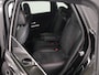Mercedes-Benz B-klasse 180 Business Solution AMG | Widescreen | Stoelverwarming | Achteruitrijcamera | 18" lichtmetalen velgen |