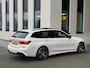 BMW 3-Serie Touring 330e Automaat M- Sport pakket, panoramadak, electr. trekhaak, camera, conqac leder sportinterieur