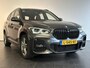 BMW X1 sDrive20i Business Edition Plus M SPORT | NAVIGATIE | ACHTERUITRIJCAMERA | PARKEERSENSOREN VOOR-/ACHTER | STOEL-/STUURVERWARMING