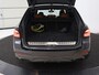 BMW 5-Serie Touring 530e Business Edition Plus | Leder | Stoelverwarming | Live Cockpit | Navigatie | Memory | Camera | Carplay | Cruise Control