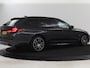 BMW 5-Serie Touring 530e Business Edition Plus | Leder | Stoelverwarming | Live Cockpit | Navigatie | Memory | Camera | Carplay | Cruise Control