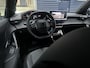 Peugeot 2008 1.2T 130pk Automaat Allure | Apple Carplay/Android Auto | Navigatie | Climate Control | Cruise Control |  Parkeercamera/-sensoren | DAB | Lichtmetalen velgen |