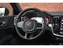 Volvo V60 B4 211PK Plus Dark | Trekhaak | H&K Audio | Sportstoelen
