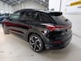 Audi Q4 e-tron 50 quattro Launch edition S Competition 77 kWh Black edition | 4x nieuwe all seasonbanden | alcatara