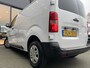 Opel Vivaro 2.0 CDTI L2H1 Edition 2 zitplaatsen voor - Airco - Cruise control - Parkeersensoren voor en achter - Apple carplay - Bluetooth - Tussenschot volledig - Zijschuifdeur rechts - Elektrische ramen voor - Centrale deur
